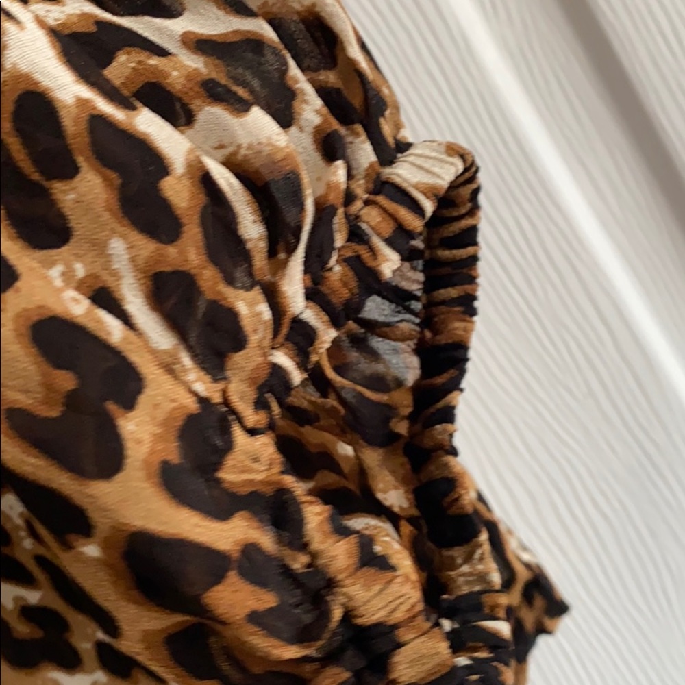 Animal Print Tops - Picture 5 of 9